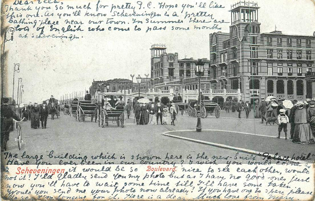Scheveningen Boulevard en ingang Palacestraat