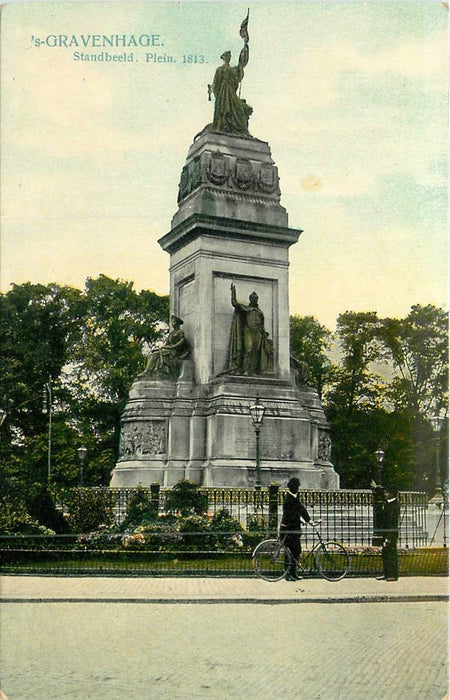 s Gravenhage Standbeeld Plein 1813
