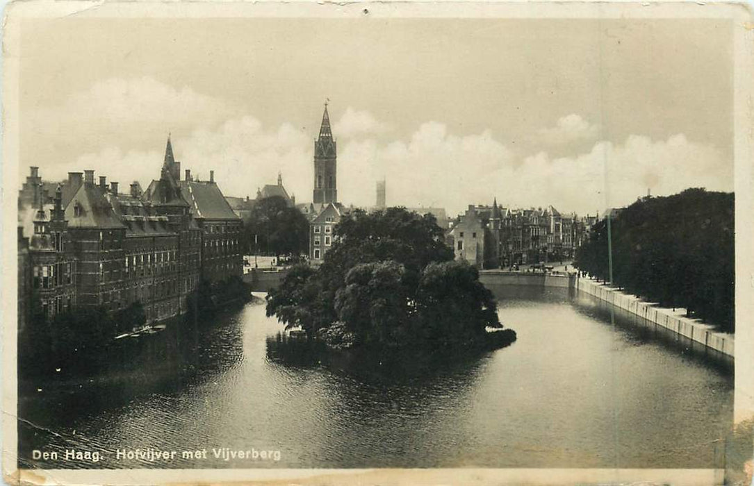 Den Haag Hofvijver met Vijverberg