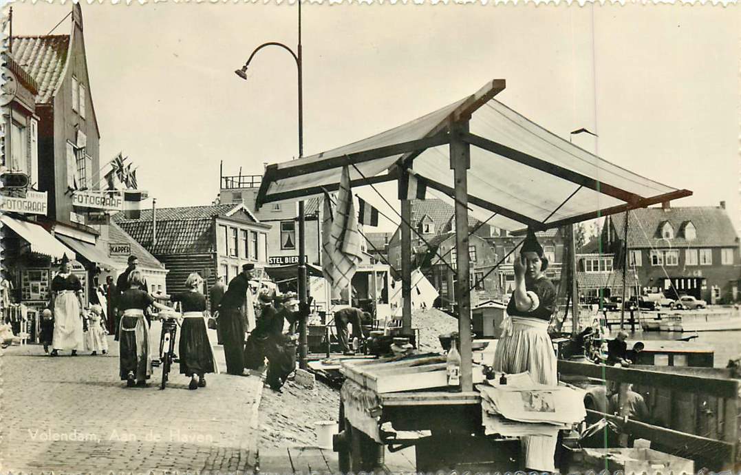 Volendam Aan de haven