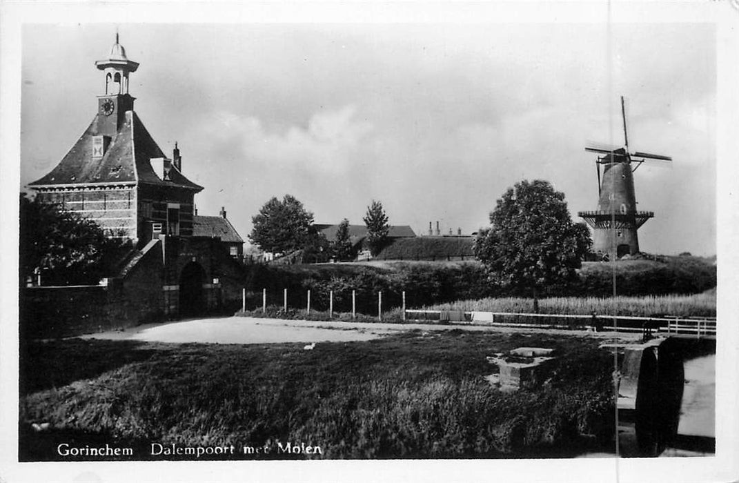 Gorinchem Dalempoort met Molen