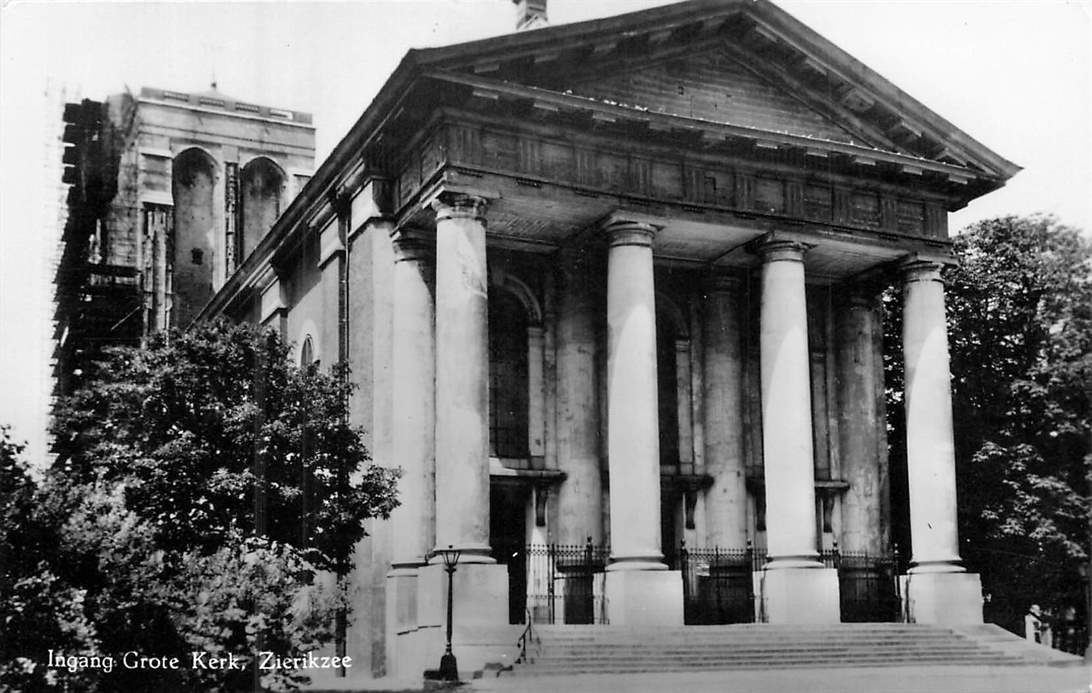 Zierikzee Ingang Grote Kerk