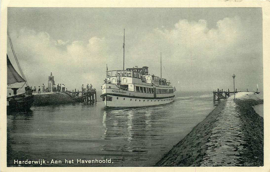 Harderwijk Aan het Havenhoofd