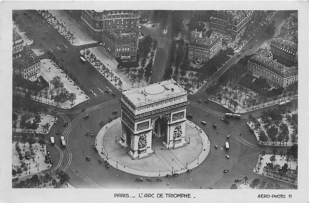 Paris Arc de Triomphe