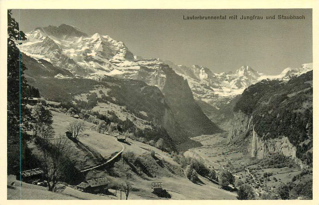 Lauterbrunnental mit Jungfrau und Staubbach