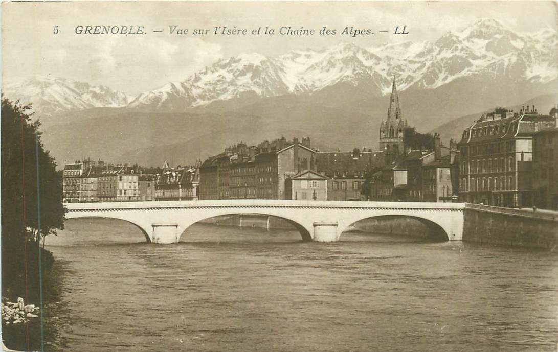 Grenoble la Chaine des Alpes