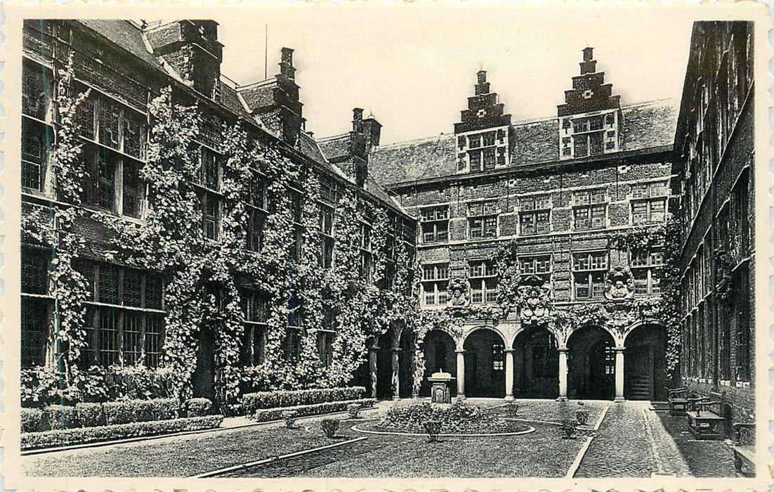 Antwerpen Binnenplaats van het Plantin Museum