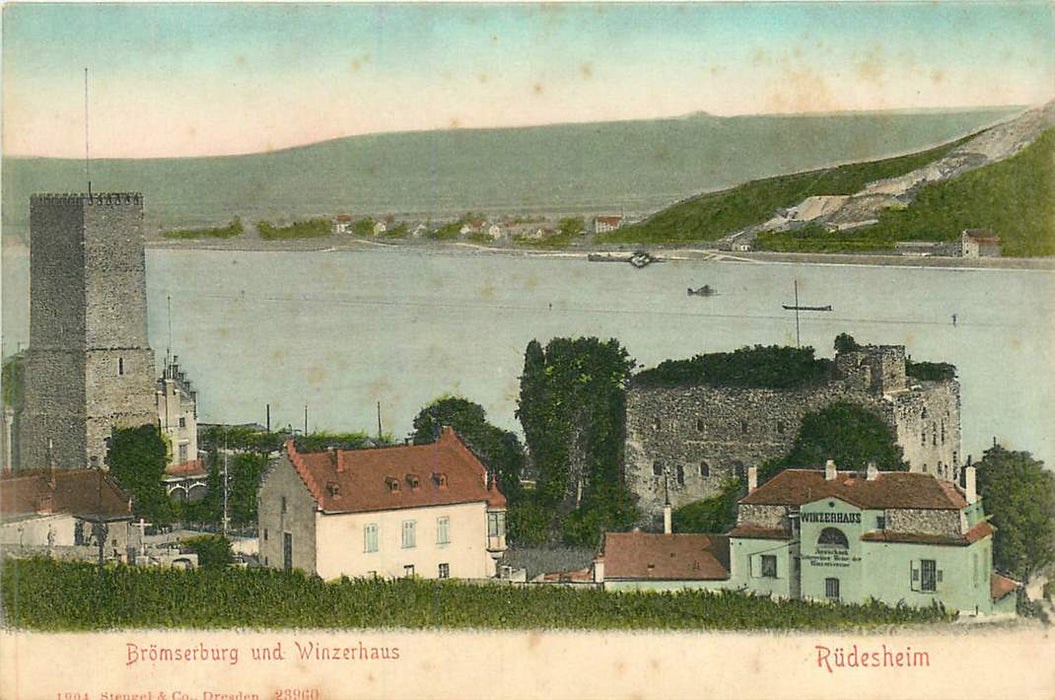 Rudesheim Bromserburg und Winzerhaus