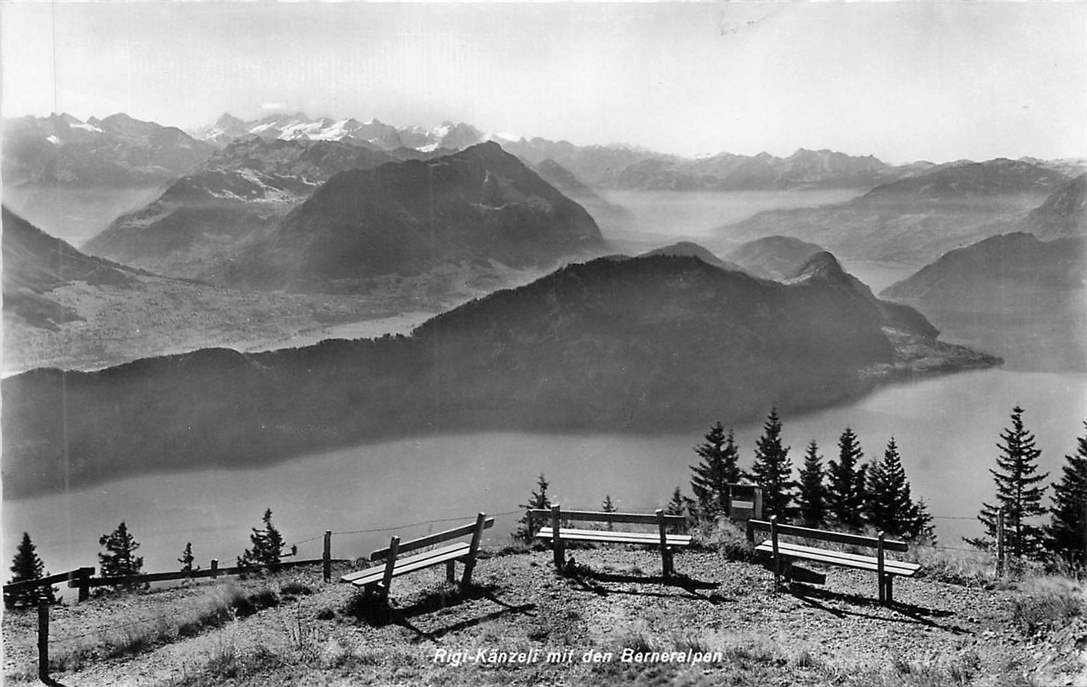 Rigi-Kanzelf mit den Berneralpen