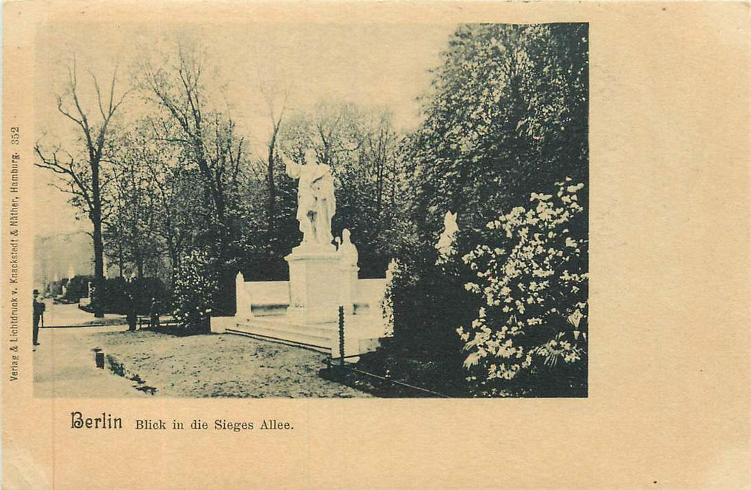 Berlin Blick in die Sieges Allee