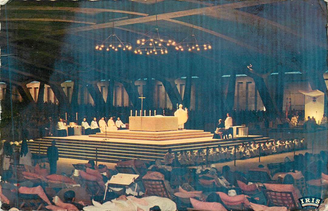 Lourdes La Basilique