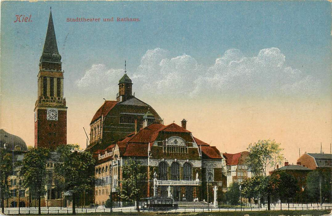 Kiel Stadttheater und Rathaus