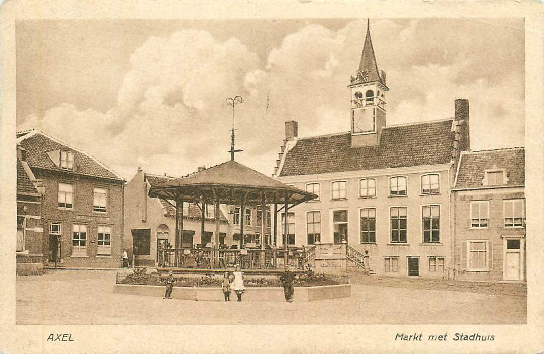 Axel Markt met Stadhuis