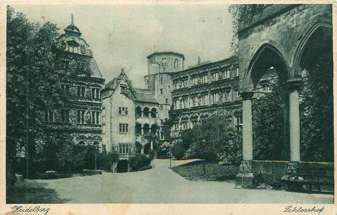 Heidelberg Schlosshof