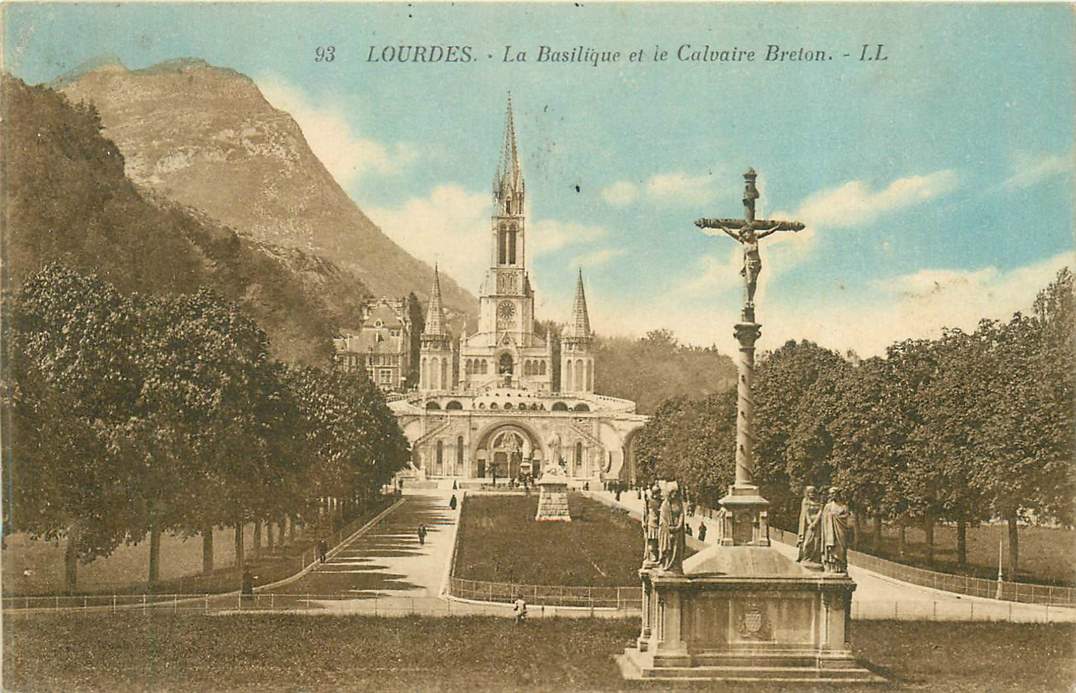 Lourdes La Basilique