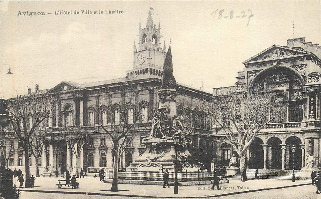 Avignon Hotel de Ville