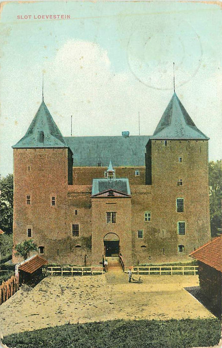 Slot Loevestein