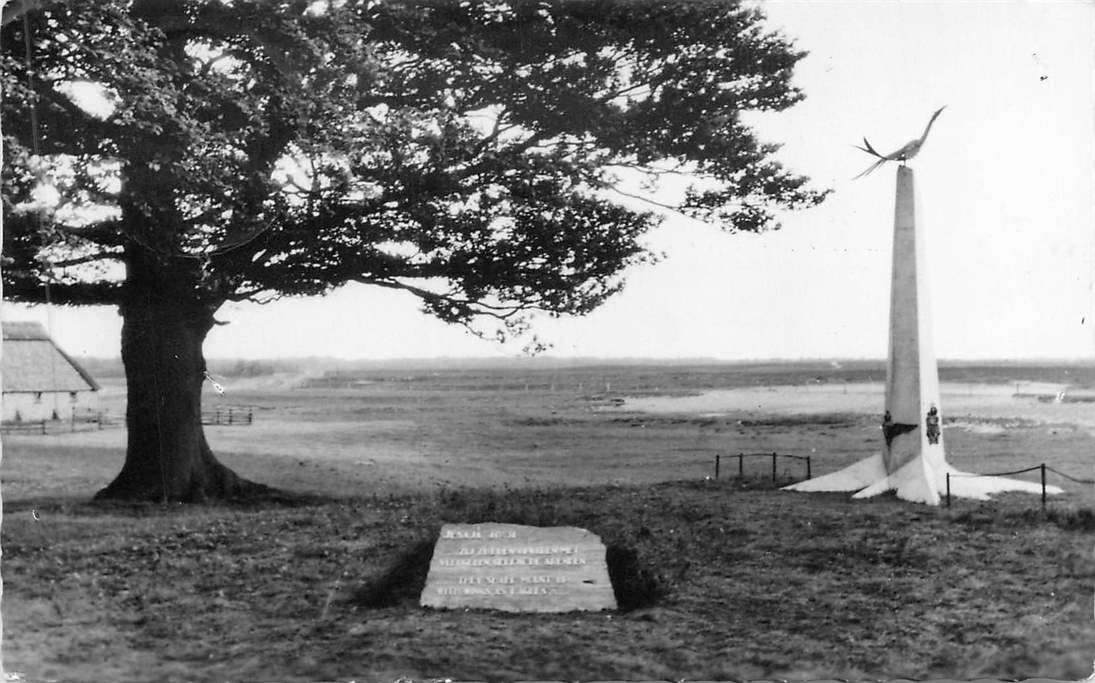 Ede Luchtlandingsmonument