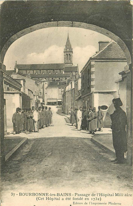 Bourbonne-les-Bains Passage de l'Hopital Militaire