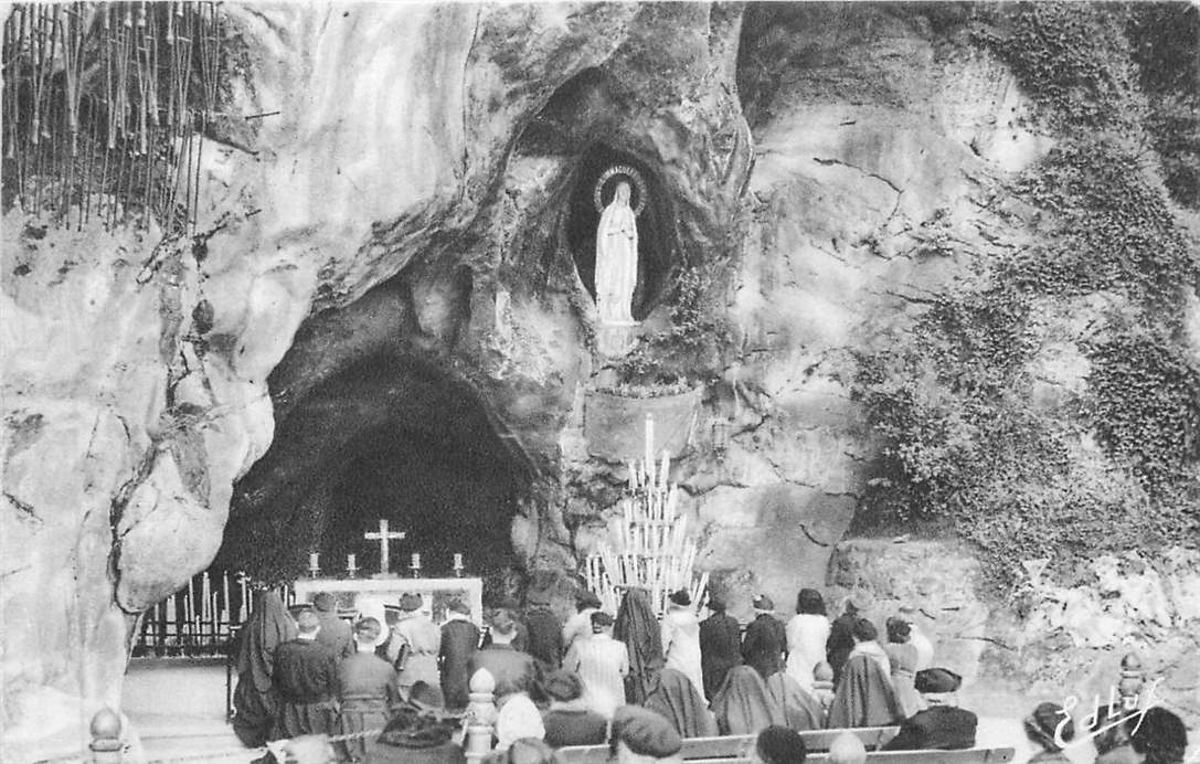 Lourdes La Grotte Miraculeuse