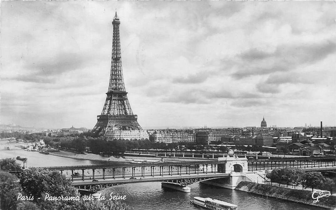 Paris Panorama sur la Seine