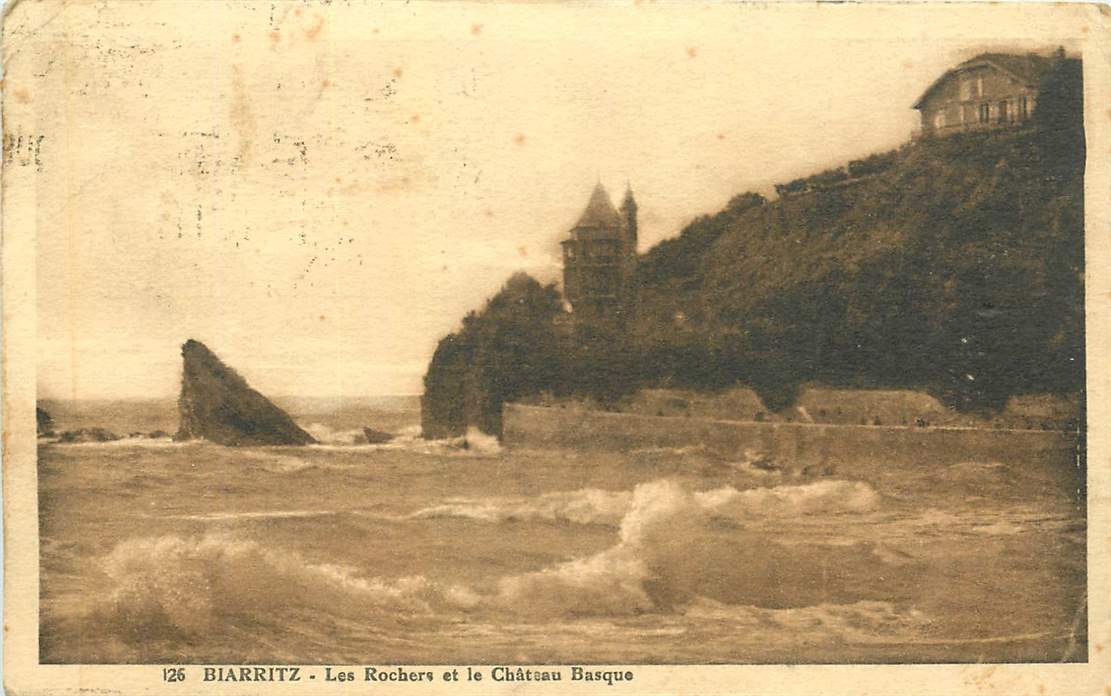 Biarritz Les Rochers et le Chateau Basque