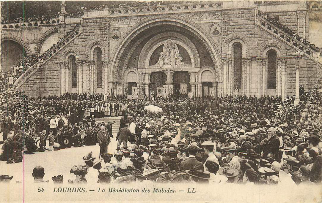 Lourdes Le Benediction des Malades