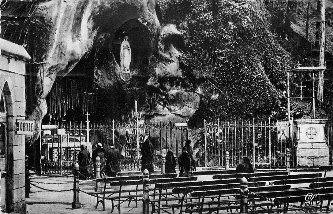 Lourdes La Grotte