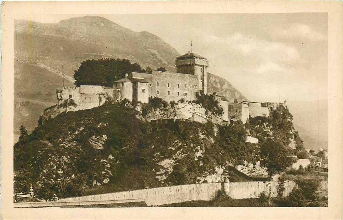 Lourdes Le Chateau Fort