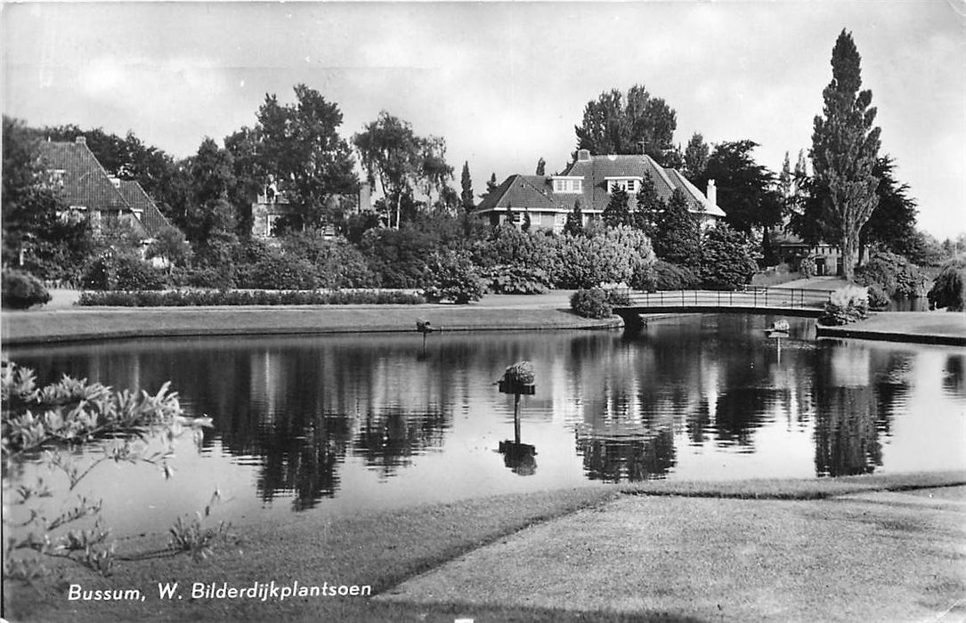 Bussum W Bilderdijkplantsoen