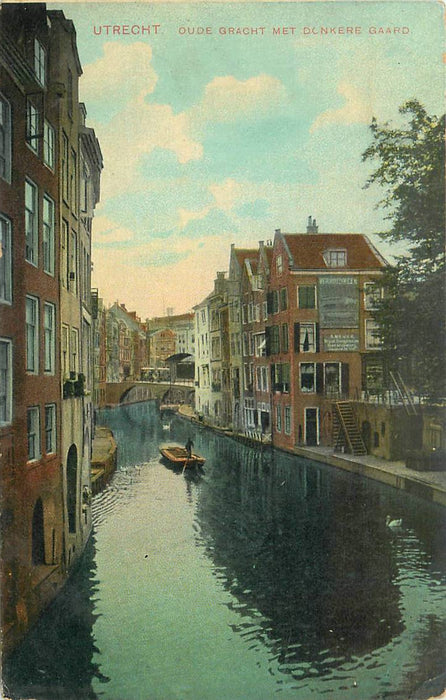 Utrecht Oude Gracht met Donkere Gaard