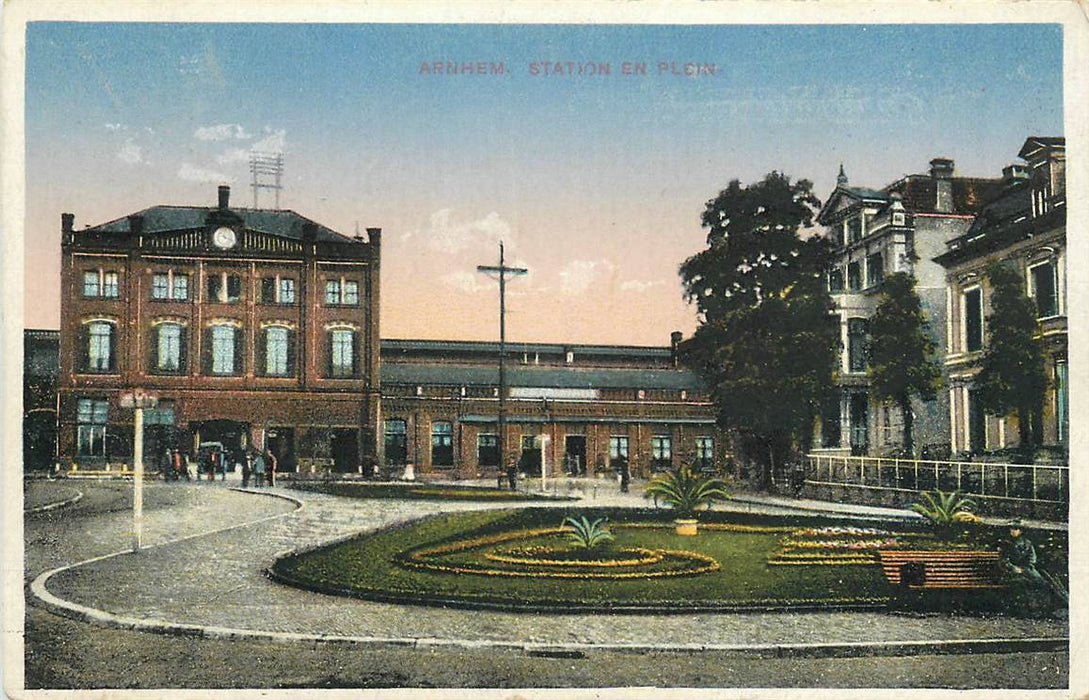 Arnhem Station en Plein