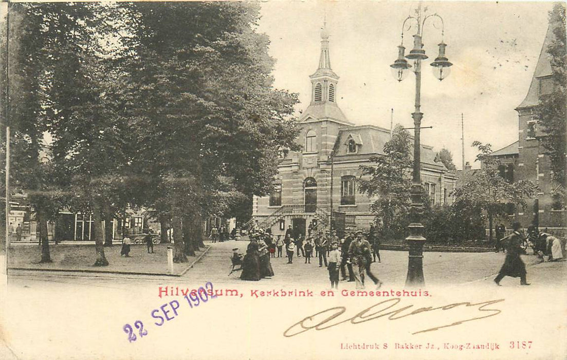 Hilversum Kerkbrink en Gemeentehuis