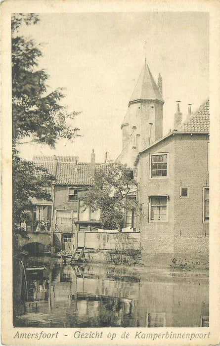 Amersfoort Gezicht op de Kamperbinnenpoort