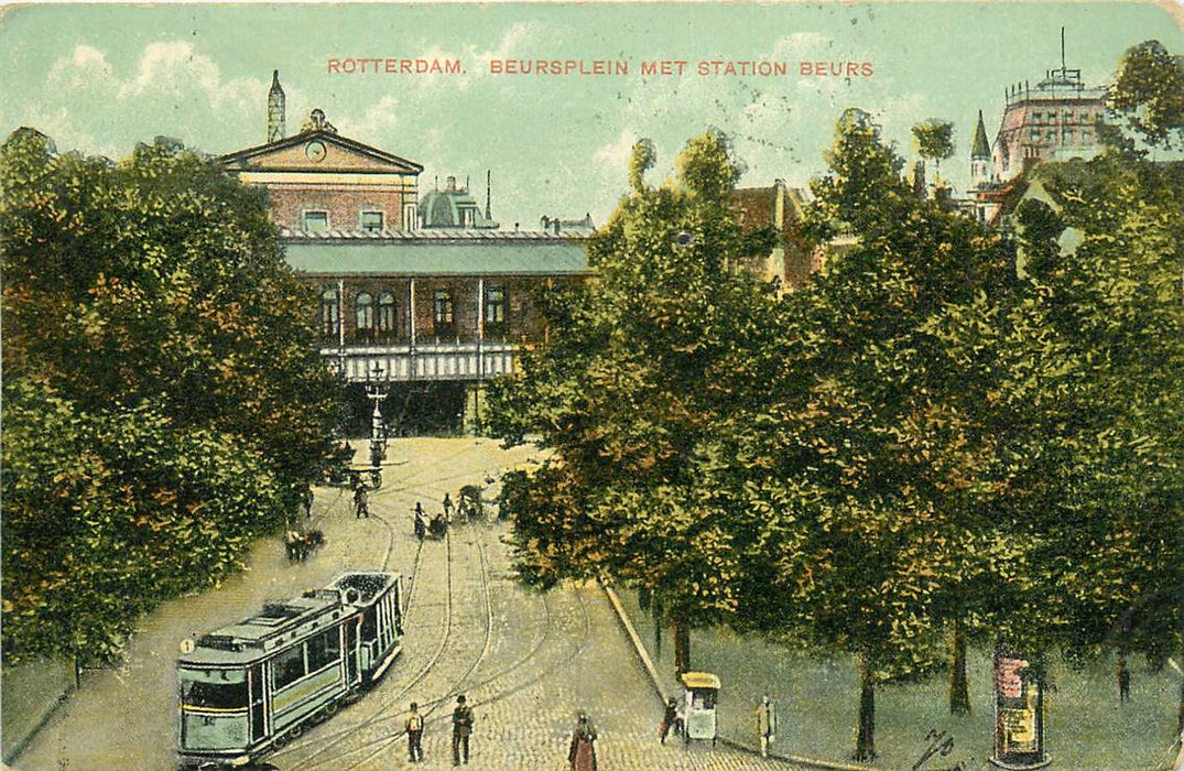 Rotterdam Beursplein met Station Beurs