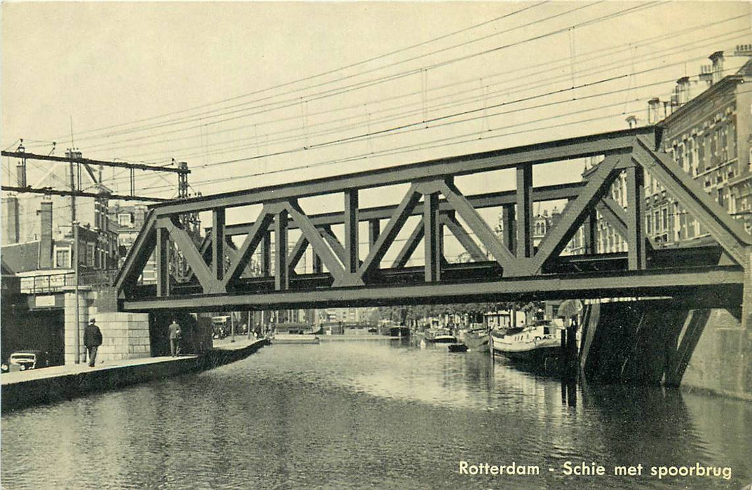 Rotterdam Schie met spoorbrug