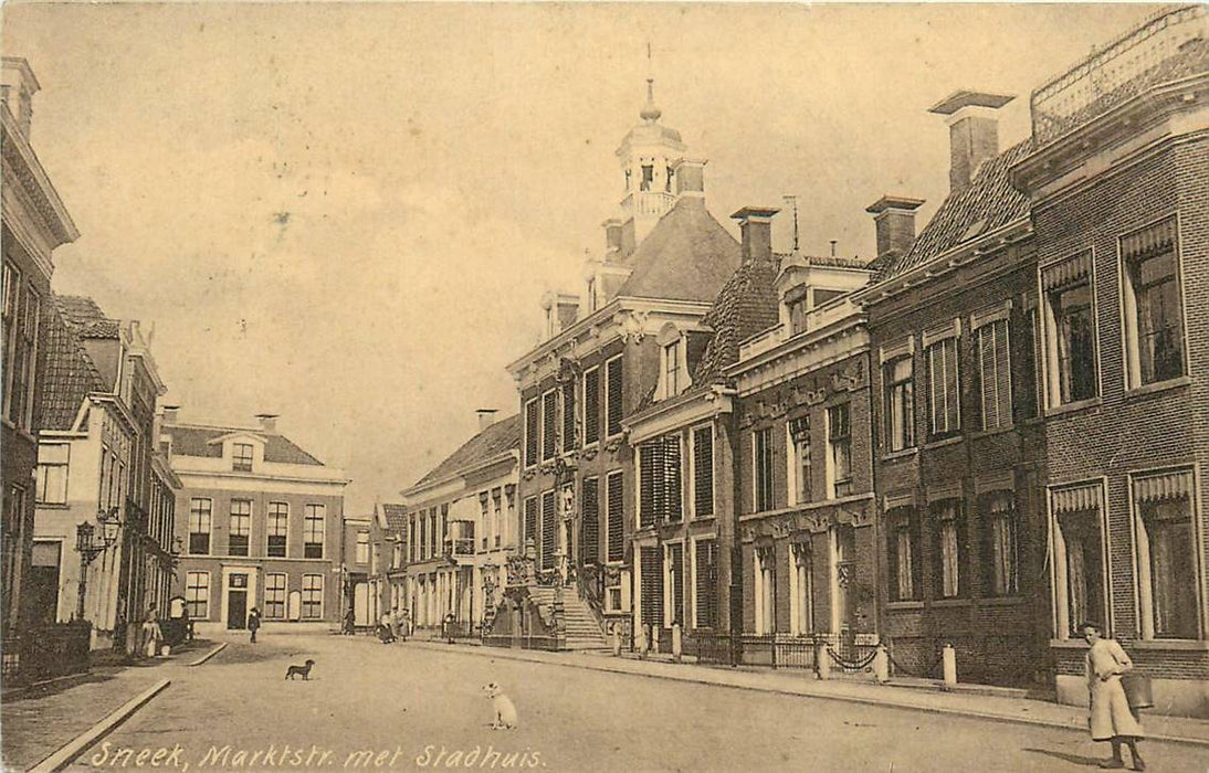 Sneek Markstraat met stadhuis