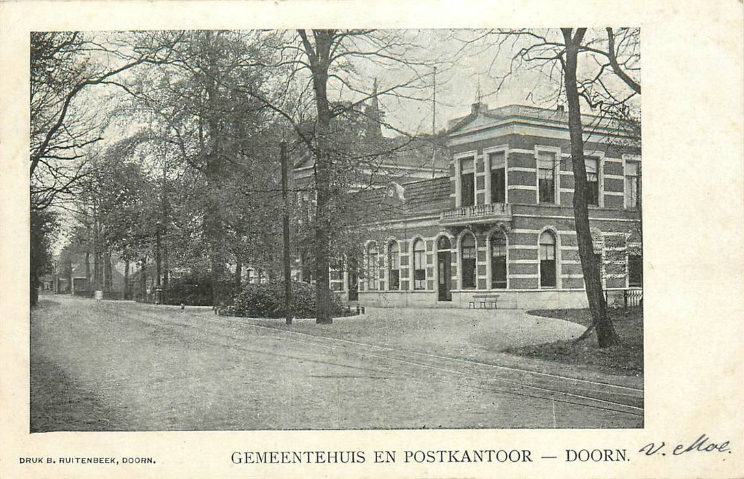 Doorn Gemeentehuis en Postkantoor