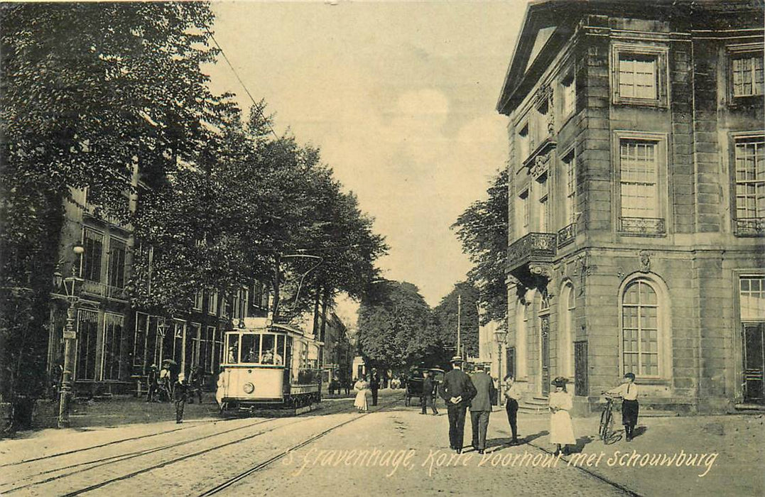 Den Haag Korte Voorhout met  Schouwburg