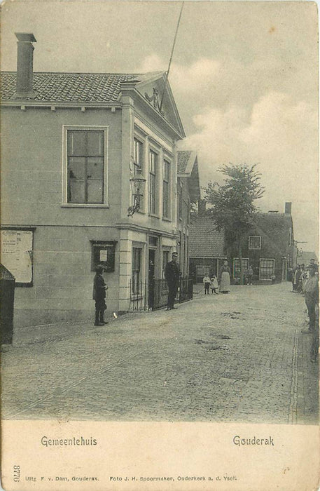 Gouderak Gemeentehuis