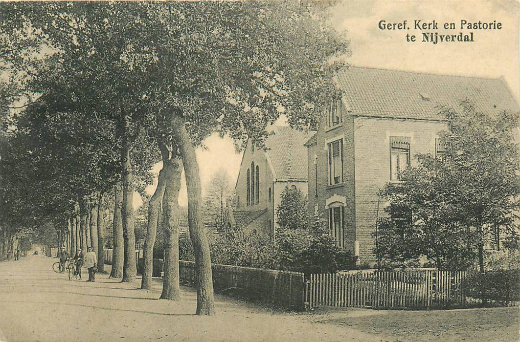 Nijverdal Geref Kerk en Pastorie