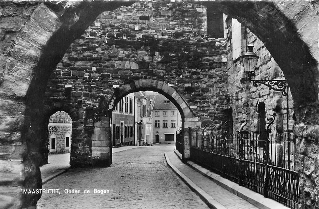 Maastricht  Onder de Bogen