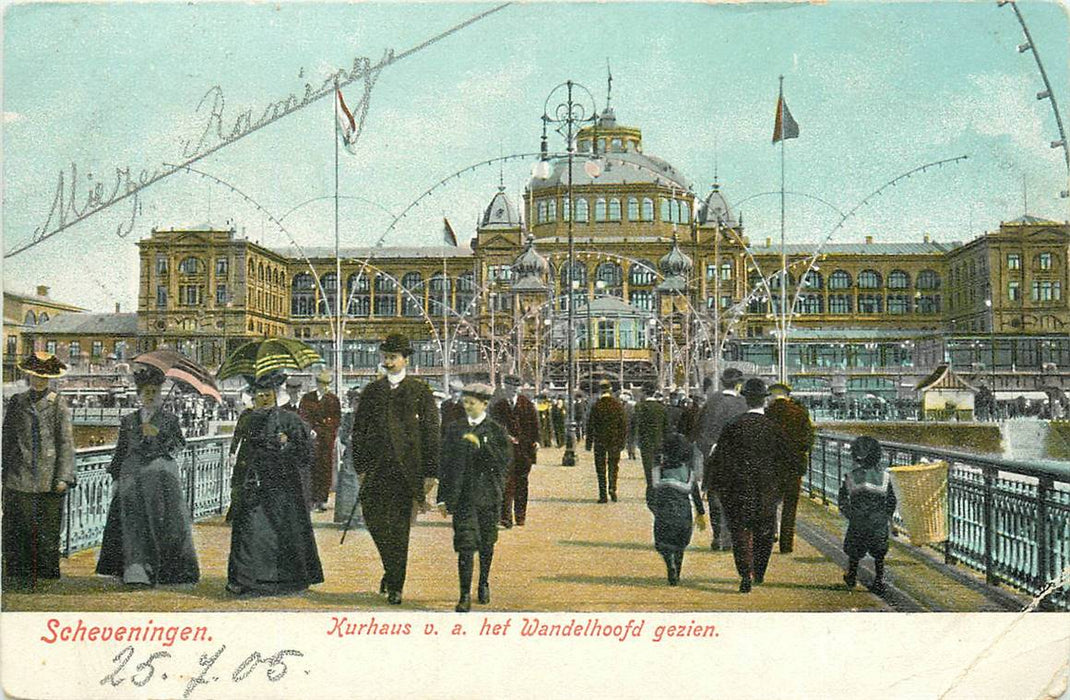 Scheveningen Kurhaus vanaf het Wandelhoofd