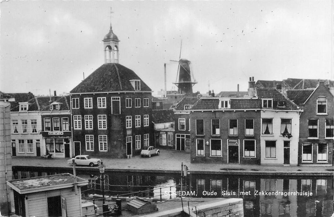 Schiedam Oude Sluis Zakkendragershuisje