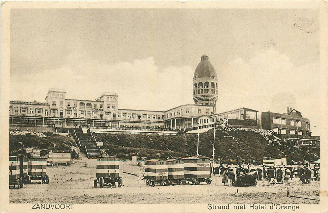 Zandvoort Strand met Hotel d Orange