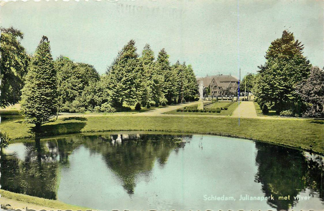 Schiedam Julianapark met vijver