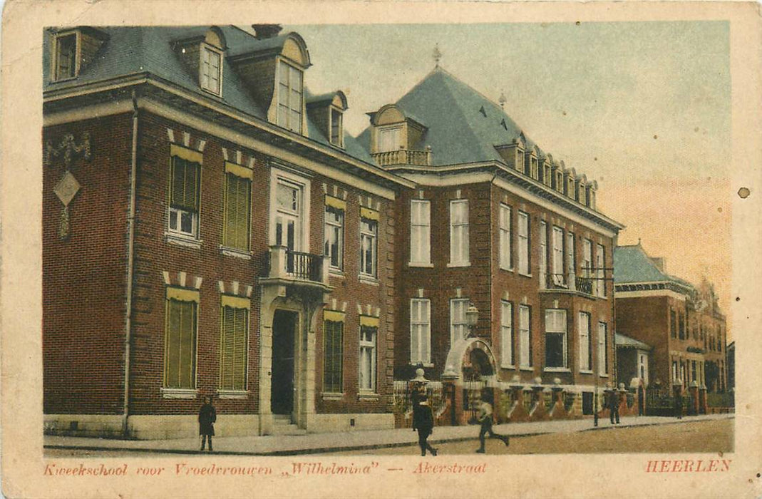 Heerlen Kweekschool voor Vroedvrouwen Wilhelmina Akerstraat