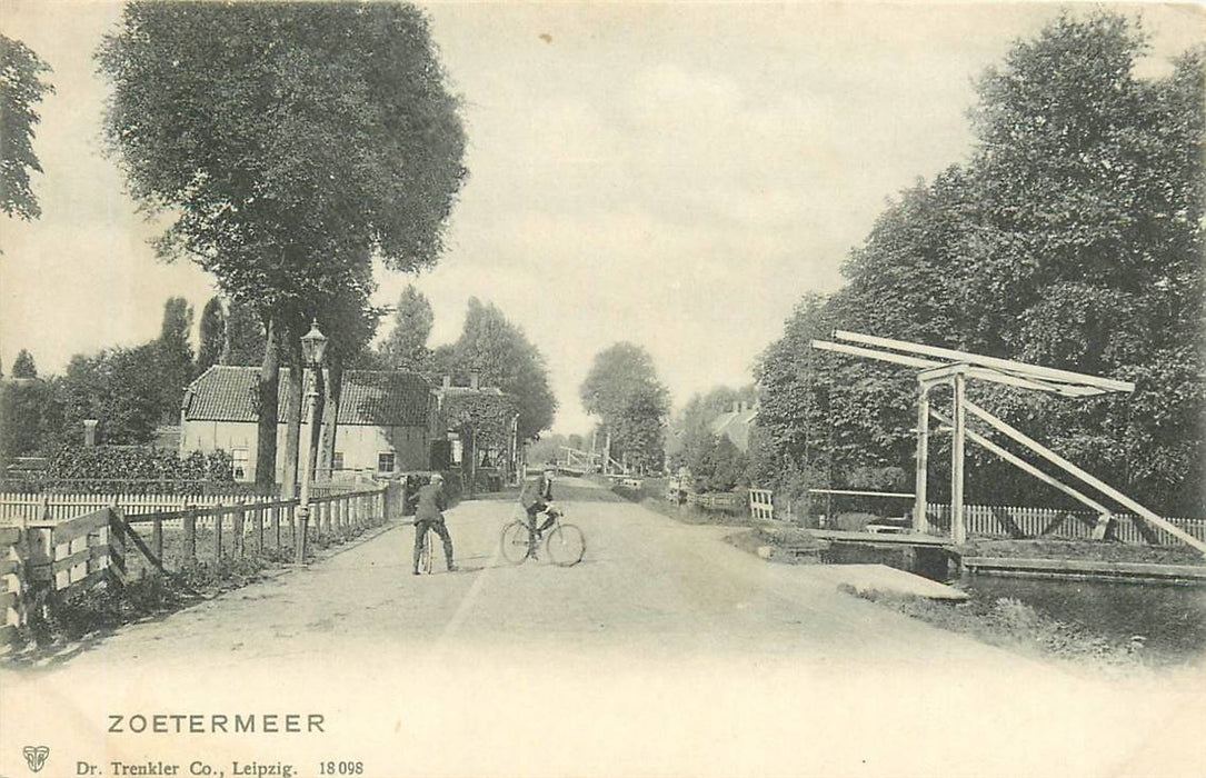 Zoetermeer Straat met Ophaalbrug