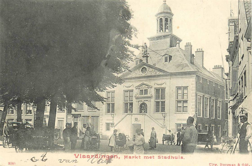 Vlaardingen Markt met Stadhuis