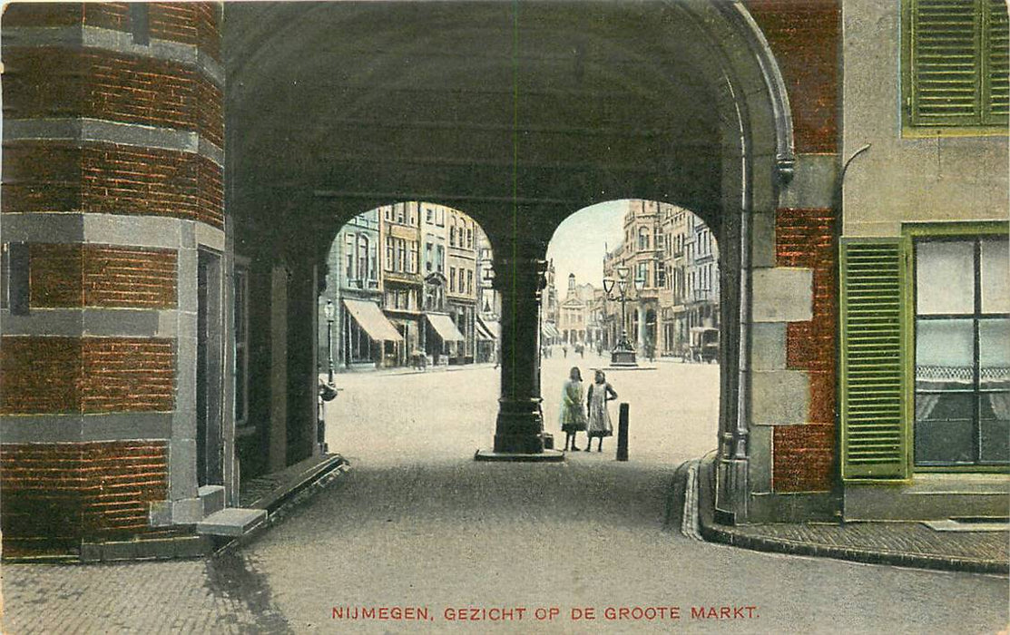 Nijmegen Gezicht op de Groote Markt